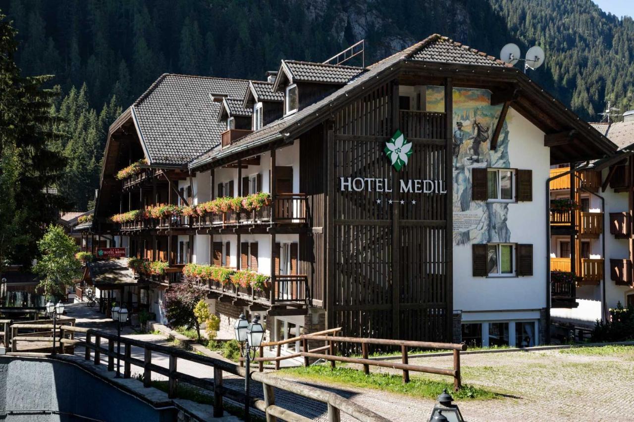 Hotel Medil Campitello di Fassa Extérieur photo